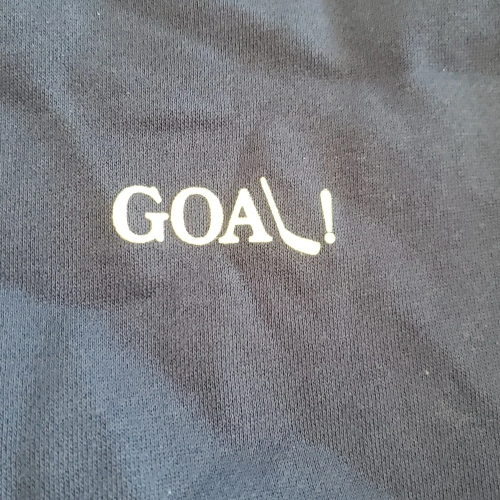 Victoria's Secret PINK crewneck Sweatshirt - Picture 3 of 8